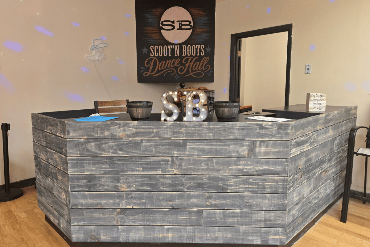Front Desk Image